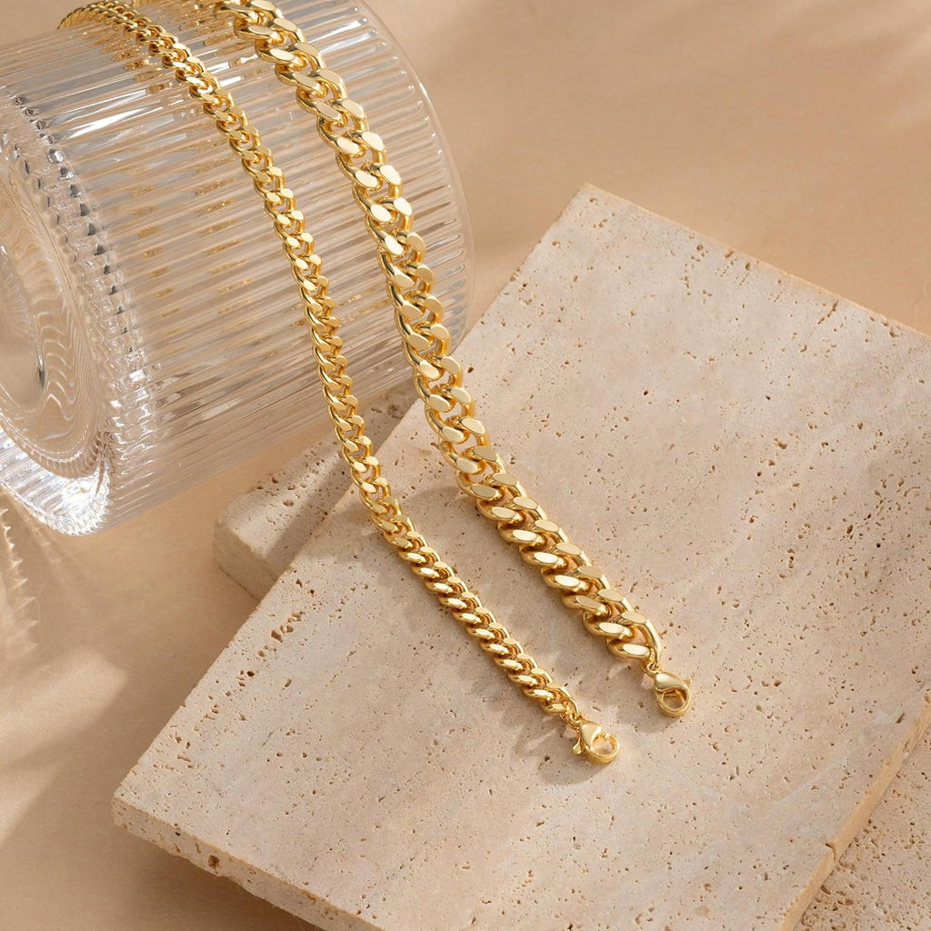 Acefun Gold Ankle Bracelets for Women Waterproof - Dainty Gold Anklets Trendy Layered 14K Gold/Silver Plated Stackable Chunky Cuban Link Chian Anklet Bracelet Set for Women Non Tarnish Jewelry Gift